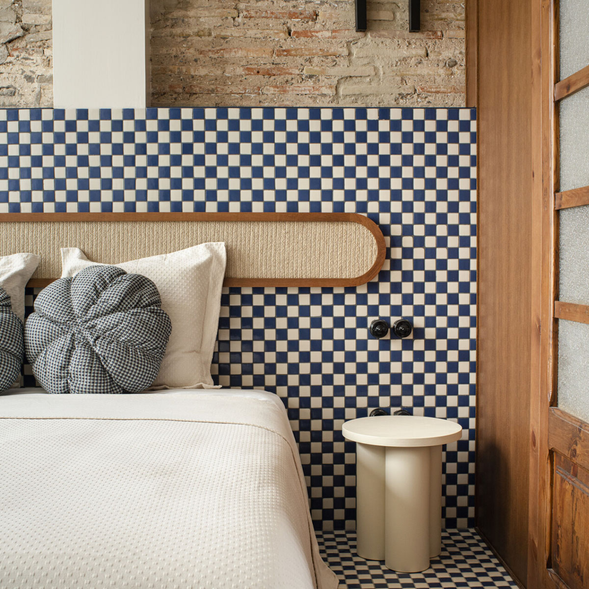 carelage de la tour mosaïque damier bleu blanc 6