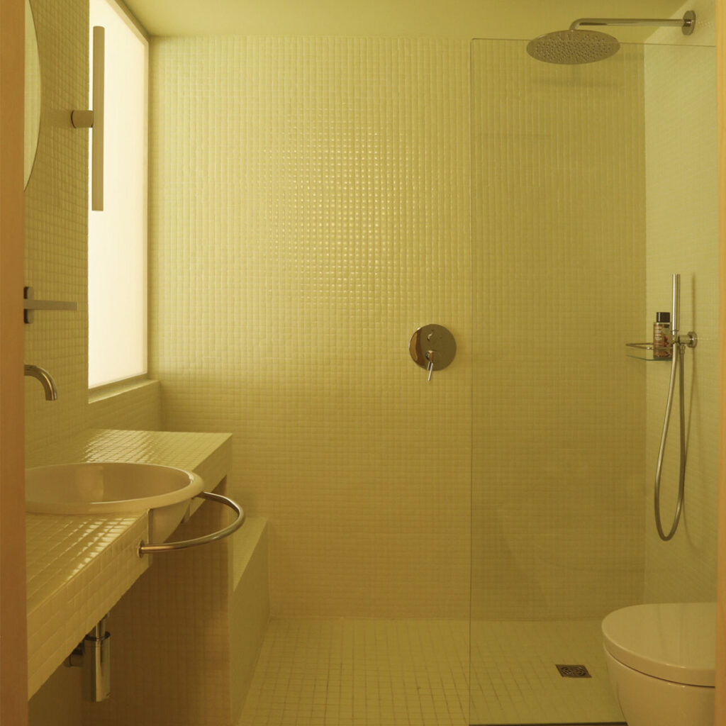 carelage de la tour mosaïque jaune 303 3