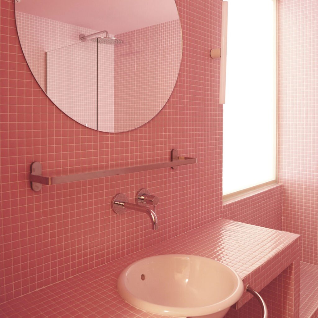 carelage de la tour mosaïque rose 255 3