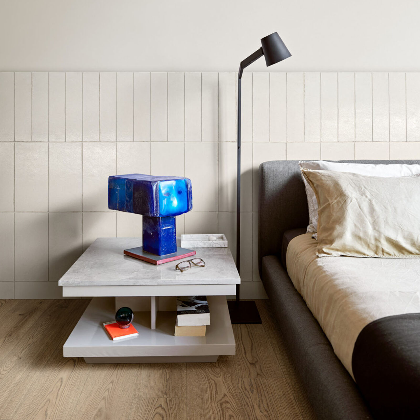 carrelage de la tour faience lisse terra vaniglia petitt moyen 1