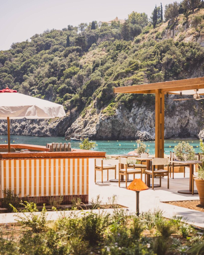 faience rayure jaune quakap aragoosta corfou